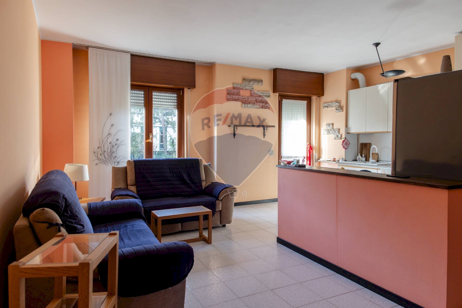 Soggiorno - Trilocale VIA A. GRAMSCI
 
19, Agrate Brianza - foto 2