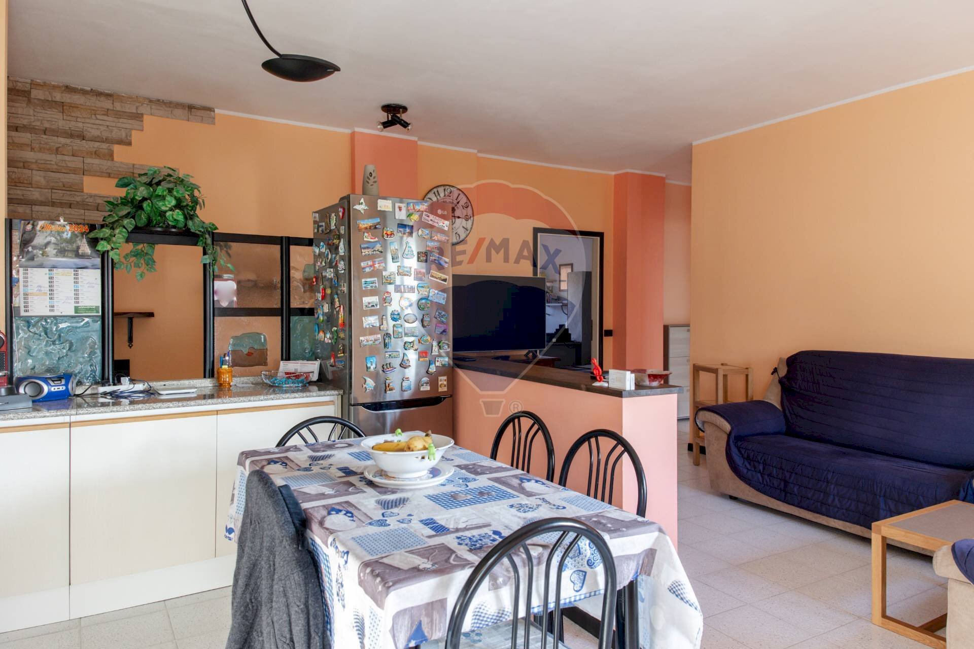 Sala da pranzo - Trilocale VIA A. GRAMSCI
 
19, Agrate Brianza - foto 3