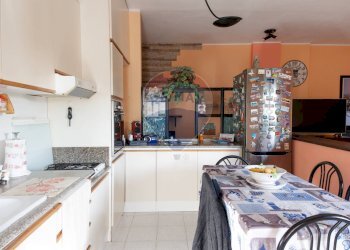 Cucina - Three-room apartment VIA A. GRAMSCI
 
19, Agrate Brianza - photo 5