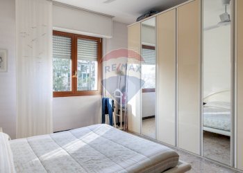 Camera / camera da letto - Three-room apartment VIA A. GRAMSCI
 
19, Agrate Brianza - photo 13