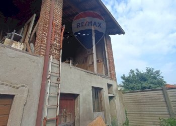 Casa all\'aperto - Rustico via San Remigio
 
59, Busto Garolfo - foto 1