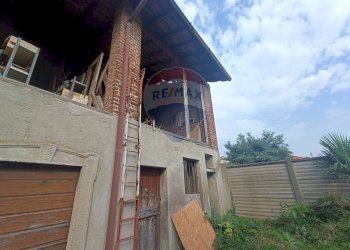 Casa all\'aperto - Rustico via San Remigio
 
59, Busto Garolfo - foto 3