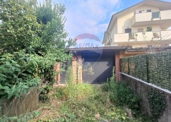 Giardino - Rustico via San Remigio
 
59, Busto Garolfo - foto 6