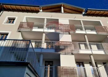 Edificio all\'aperto - Three-room apartment VIA GIOVANNI DI BELLA, Casorate Primo - photo 1