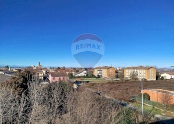 Edificio all\'aperto - Three-room apartment VIA  GIOVANNI DI BELLA, Casorate Primo - photo 30