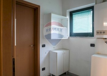 Bagno - Ufficio via Rho
 
56, Lainate - foto 8