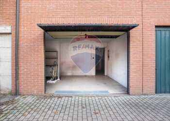 Parcheggio - Ufficio via Rho
 
56, Lainate - foto 13