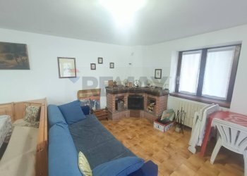 Soggiorno - Trilocale via Costaiolo
 
10, Selvino - foto 3