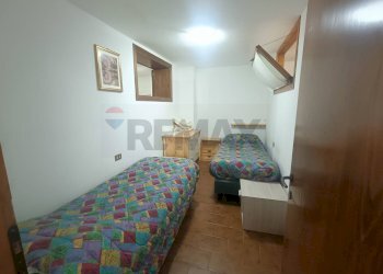 Camera / camera da letto - Trilocale via Costaiolo
 
10, Selvino - foto 9