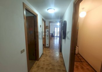 Hall / corridoio - Trilocale via Costaiolo
 
10, Selvino - foto 13