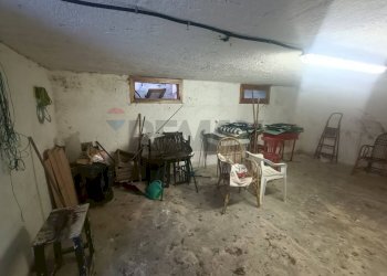 Sala da pranzo - Trilocale via Costaiolo
 
10, Selvino - foto 19