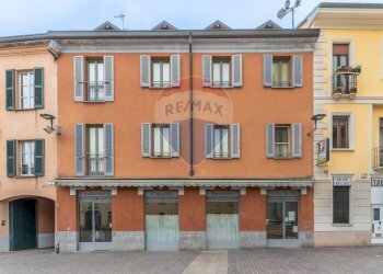 Edificio all\'aperto - Bar Tavola Calda - Fredda Piazza San Vittore
3, Rho - foto 2