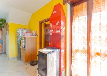 Hall / corridoio - Casa semi indipendente Via Montello
 
21, Fagnano Olona - foto 31