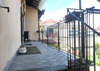 Balcone - Casa indipendente Via Monte Grappa, Magenta - foto 11