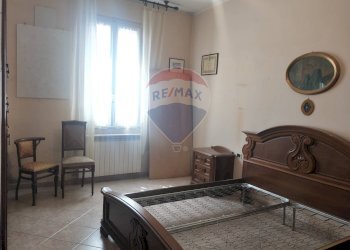 Camera / camera da letto - Casa indipendente Via Monte Grappa, Magenta - foto 20