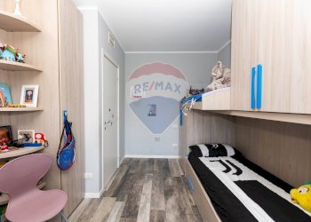 Camera / camera da letto - Quadrilocale Via Marconi
 
23, Binasco - foto 12