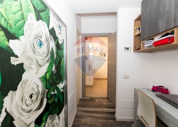 Hall / corridoio - Quadrilocale Via Marconi
 
23, Binasco - foto 27