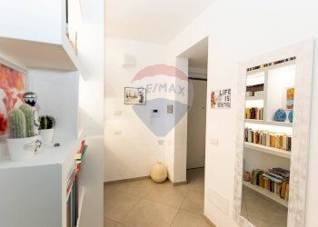 Hall / corridoio - Quadrilocale Via Marconi
 
23, Binasco - foto 28