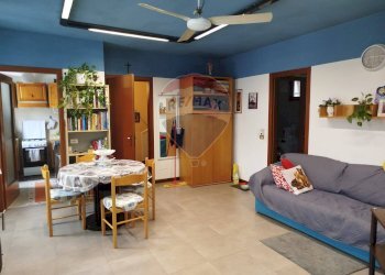 Sala da pranzo - Trilocale Via delle Industrie
 
9, Dresano - foto 7