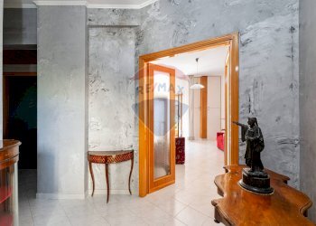 Hall / corridoio - Quadrilocale Via Mare Di Bering
 
20, Roma - foto 5