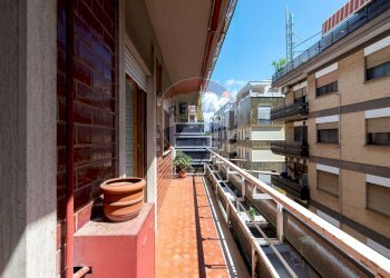 Balcone - Quadrilocale Via Mare Di Bering
 
20, Roma - foto 10