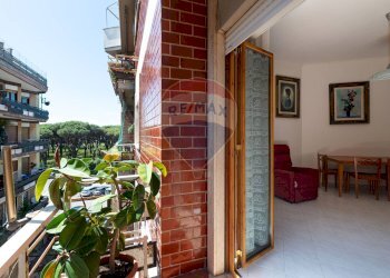 Balcone - Quadrilocale Via Mare Di Bering
 
20, Roma - foto 12