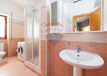 Bagno - Quadrilocale Via Mare Di Bering
 
20, Roma - foto 17