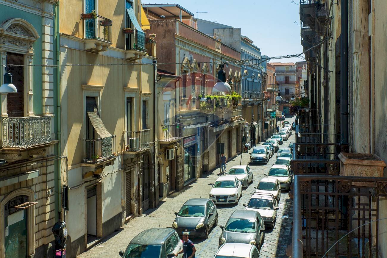 Edificio all\'aperto - Independent house via dottor rizzo
 
22, Biancavilla - photo 1