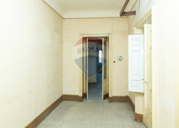 Hall / corridoio - Casa indipendente via dottor rizzo
 
22, Biancavilla - foto 11