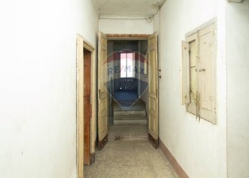 Hall / corridoio - Casa indipendente via dottor rizzo
 
22, Biancavilla - foto 29