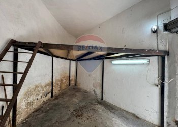 Stanza vuota - Box VIA CARONDA
 
270 B, Catania - foto 12