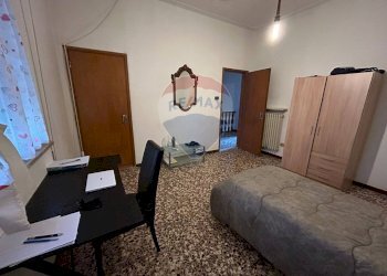 Camera / camera da letto - Casa semi indipendente Via Gaetano Pesci
71, Ferrara - foto 17