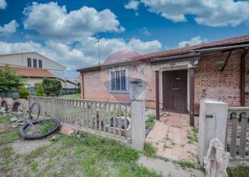 Casa all\'aperto - Residence Via Roma
41, Jolanda di Savoia - foto 20