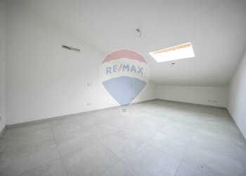 Stanza vuota - Villa Bifamiliare Via Fiorini
 
36, Copparo - foto 20