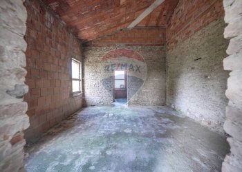 Stanza vuota - Rustico Via Provinciale Finale
 
79, Tresignana - foto 15