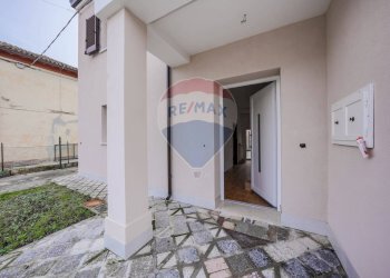 Terrazza - Casa indipendente Via Del Lavoro
 
19, Tresignana - foto 2