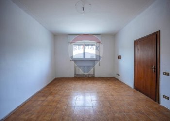 Stanza vuota - Casa indipendente Via Del Lavoro
 
19, Tresignana - foto 6