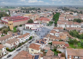 Edificio all\'aperto - Casa indipendente Via Del Lavoro
 
19, Tresignana - foto 38