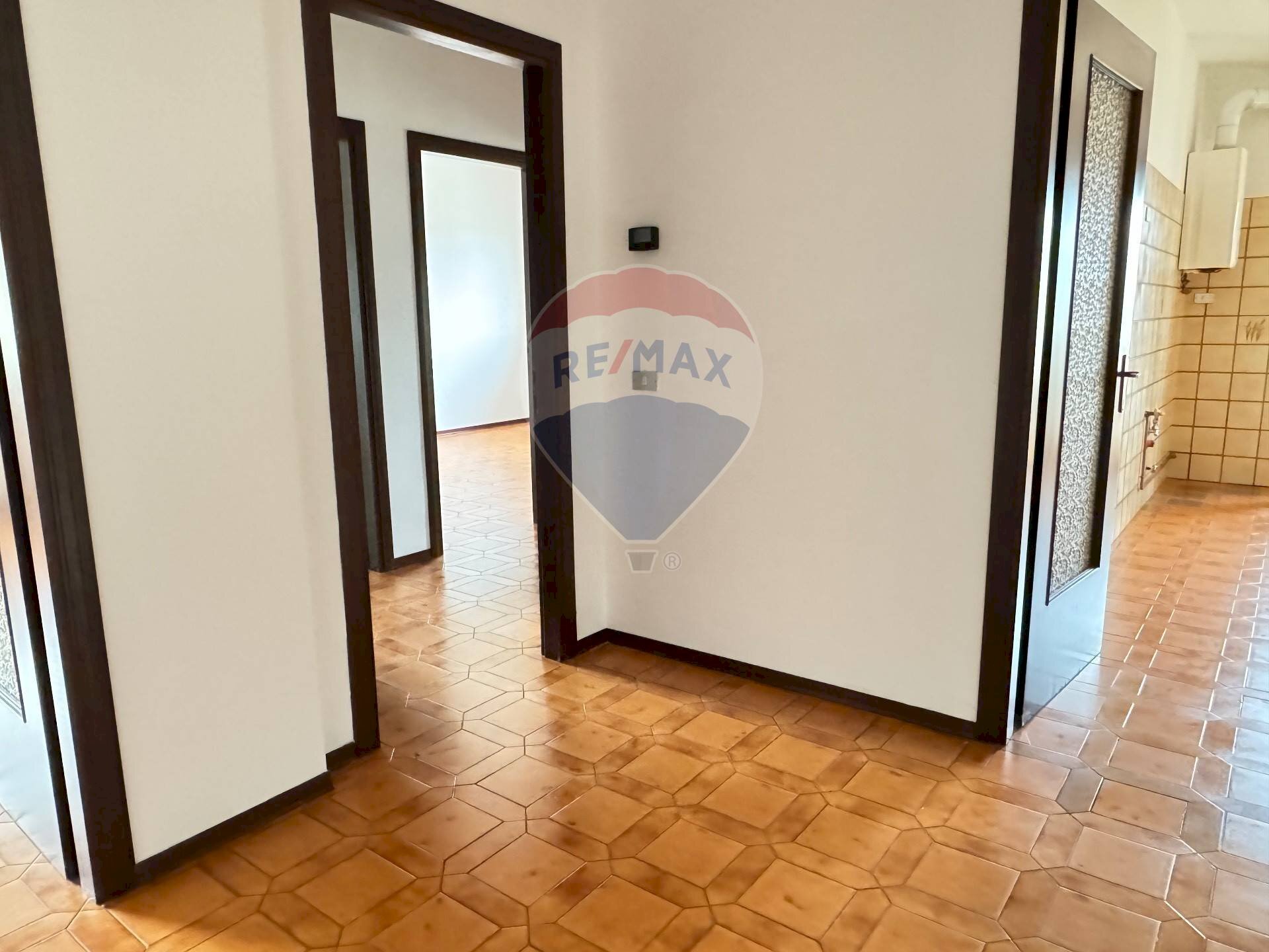 Hall / corridoio - Quadrilocale Piazzale Verga
 
15, Copparo - foto 3