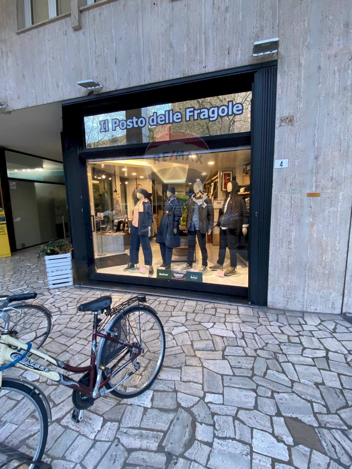 Terrazza - Attività Commerciale Via Grimani
 
4, Rovigo - foto 1