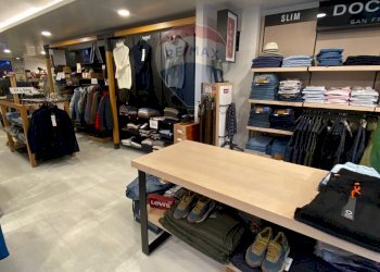 Cabina armadio - Attività Commerciale Via Grimani
 
4, Rovigo - foto 6