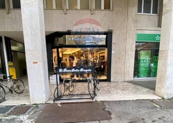 Edificio all\'aperto - Attività Commerciale Via Grimani
 
4, Rovigo - foto 9