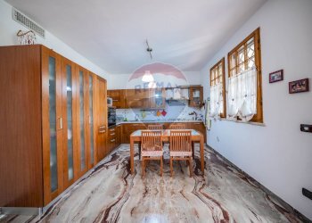 Sala da pranzo - Villa Viale Nord
 
8, Tresignana - foto 2