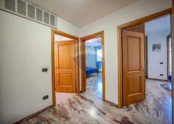 Hall / corridoio - Villa Viale Nord
 
8, Tresignana - foto 12