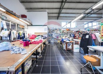 Dispensa di stoccaggio - Villa Via Amendola
 
32, Castelmassa - foto 24