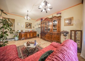 Soggiorno - Villa Via Amendola
 
32, Castelmassa - foto 44
