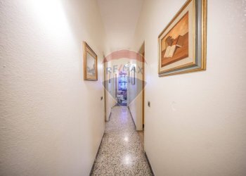 Hall / corridoio - Villa Via Amendola
 
32, Castelmassa - foto 51