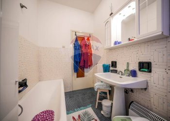 Bagno - Villa Via Amendola
 
32, Castelmassa - foto 57