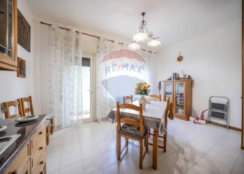 Sala da pranzo - Villa Via Amendola
 
32, Castelmassa - foto 64