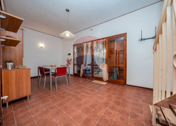 Sala da pranzo - Villa a Schiera Via Leoncavallo
 
85, Comacchio - foto 21